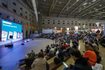 Конец профессии писателя? Эксперты спрогнозировали доминирование ИИ-контента