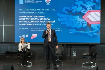 Раскраски, экскурсии и женский успе